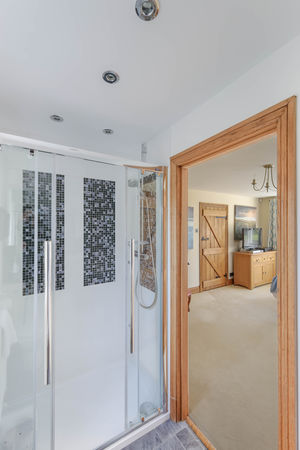 Photo 15- click for photo gallery